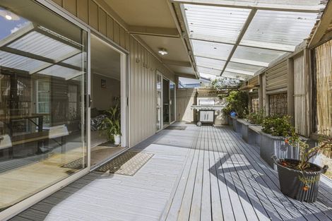 Photo of property in 2/56 Greenhaven Avenue, Opaheke, Papakura, 2113