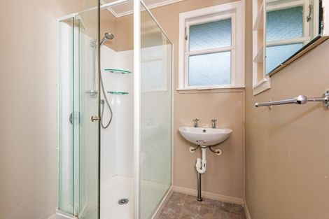 Photo of property in 5 Dittmer Drive, Awapuni, Palmerston North, 4412