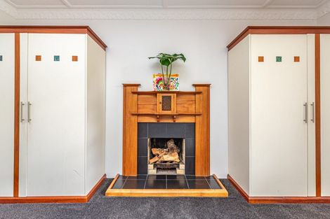 Photo of property in 17 Tarata Street, Saint Johns Hill, Whanganui, 4501