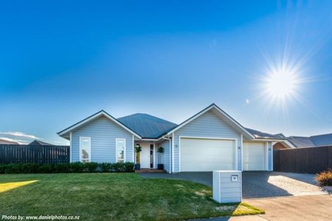 Photo of property in 19 Kingsdowne Drive, West Melton, 7618