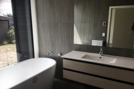 Photo of property in 4 Kotuku Lane, Jacks Point, Queenstown, 9371