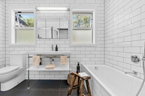 Photo of property in 67 Kuratawhiti Street, Greytown, 5712