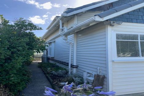 Photo of property in 56 Marine Parade, North New Brighton, Christchurch, 8083