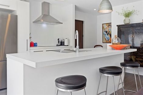 Photo of property in 20a Hewitts Road, Merivale, Christchurch, 8014