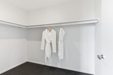 Photo of property in 28 Burnham School Road, Rolleston, 7614