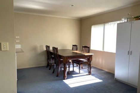 Photo of property in 11a Coubray Place, Botany Downs, Auckland, 2010