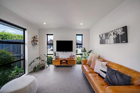 Photo of property in 14 Barcote Lane, Rolleston, 7615