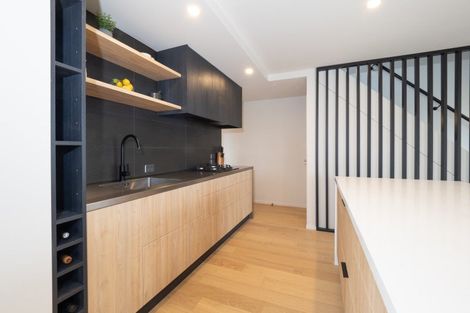 Photo of property in 203 Lake Hood Drive, Huntingdon, Ashburton, 7774