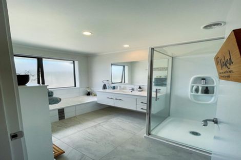 Photo of property in 14 Awanui Avenue, Te Kauwhata, 3710