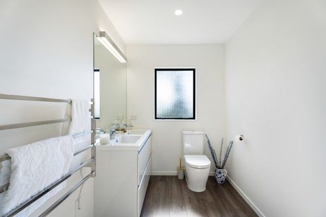 Photo of property in 2b Tokomaru Street, Orakei, Auckland, 1071