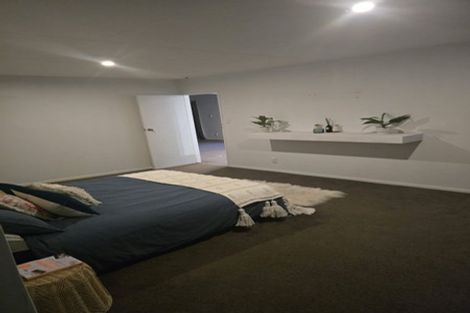 Photo of property in 22 Cypress Grove, Paraparaumu, 5032