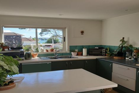 Photo of property in 96 Wharf Road, Clarks Beach, Pukekohe, 2679
