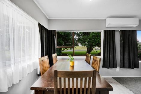 Photo of property in 5 Bronte Place, Whalers Gate, New Plymouth, 4310
