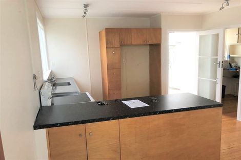 Photo of property in 72 Beazley Avenue, Paparangi, Wellington, 6037