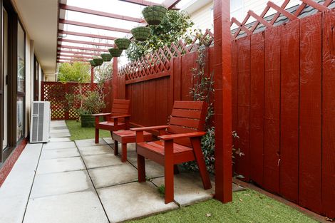 Photo of property in 5 Hill Court, Awapuni, Palmerston North, 4412