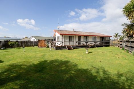 Photo of property in 5 Parfitt Place, Ngatea, 3503