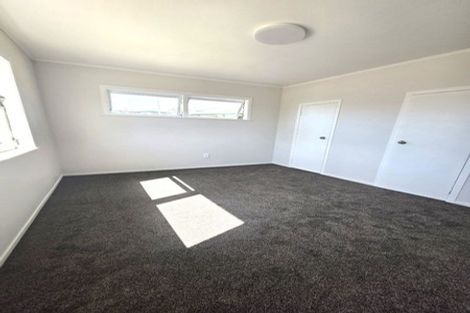 Photo of property in 21 Tranent Road, Mangere, Auckland, 2022