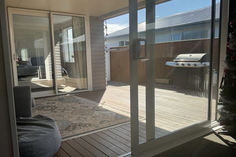 Photo of property in 11 Pounamu Place, Pegasus, 7612