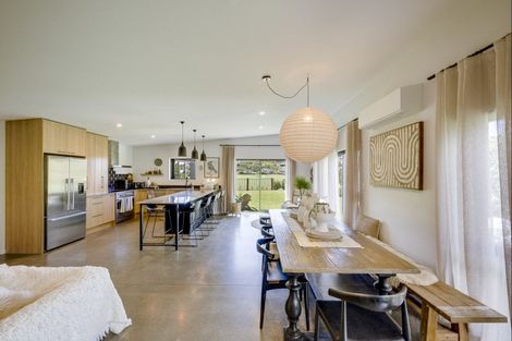 Photo of property in 105 Puketapu Road, Taradale, Napier, 4112