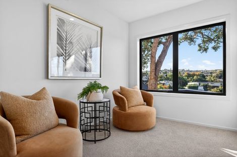 Photo of property in 1a Prestige Place, Castor Bay, Auckland, 0620