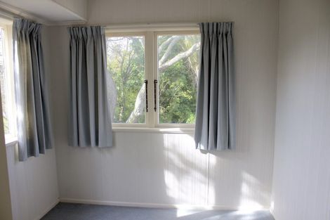 Photo of property in 4 Griffen Park Road, Mount Roskill, Auckland, 1041