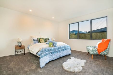 Photo of property in 14 Aero Place, Takanini, 2112