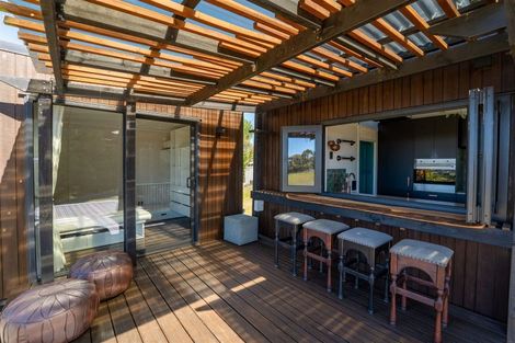 Photo of property in 466 Tasman View Road, Upper Moutere, 7175