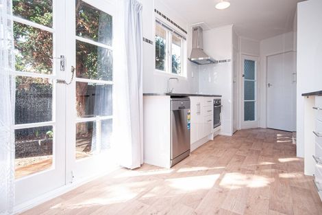 Photo of property in 2 Deanwell Avenue, Deanwell, Hamilton, 3206