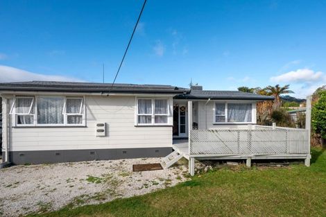Photo of property in 35 Mckee Avenue, Fenton Park, Rotorua, 3010