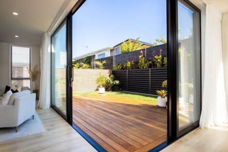 Photo of property in 7 Te Ara O Ngakeiha, Fitzroy, New Plymouth, 4312