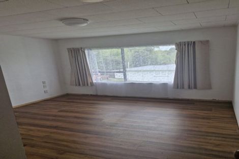 Photo of property in 2/27 Hutchinson Avenue, New Lynn, Auckland, 0600
