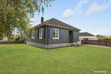 Photo of property in 97 Rangiora Avenue, Roslyn, Palmerston North, 4414