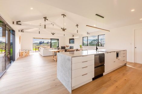 Photo of property in 1 Braehead Road, Otane, 4277