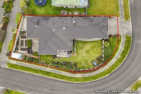 Photo of property in 20 Gandalf Crescent, Paraparaumu, 5032