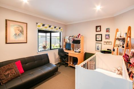 Photo of property in 9 Pacific Avenue, Poraiti, Napier, 4112