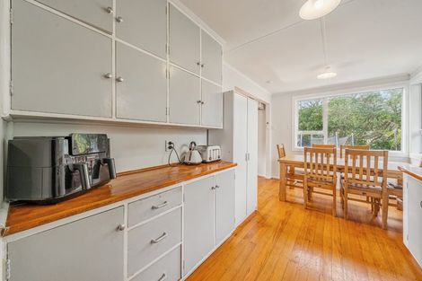 Photo of property in 15 Passive Grove, Ascot Park, Porirua, 5024
