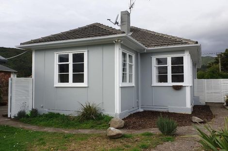 Photo of property in 62 Chapman Crescent, Naenae, Lower Hutt, 5011
