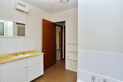 Photo of property in 4 Kinross Street, Hei Hei, Christchurch, 8042