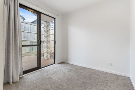 Photo of property in 5 Puwha Street, Massey, Auckland, 0614