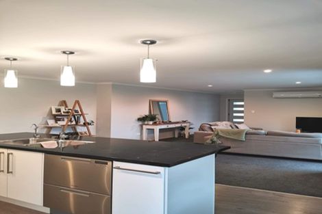 Photo of property in 104 Te Manatu Drive, Huntington, Hamilton, 3210