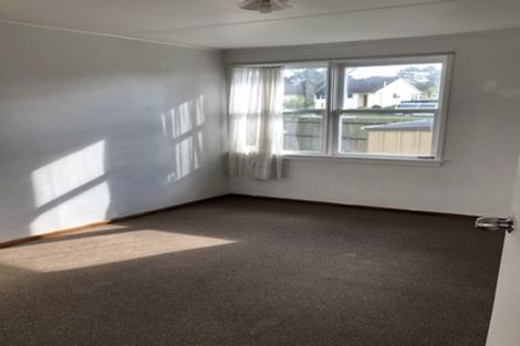 Photo of property in 23 Hill Crescent, New Lynn, Auckland, 0600