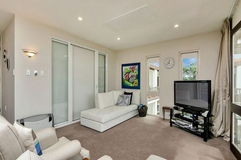 Photo of property in 30/34 Waiwera Place, Waiwera, Orewa, 0994