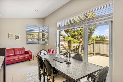 Photo of property in 11 Metzenthin Close, Raumati South, Paraparaumu, 5032