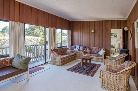 Photo of property in 668 Waikawa Beach Road, Waikawa Beach, Manakau, 5573