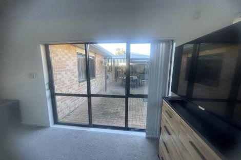Photo of property in 19 Limerick Place, Dannemora, Auckland, 2016