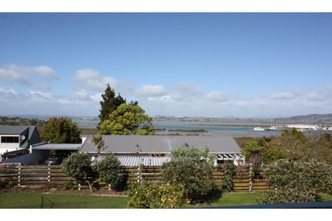 Photo of property in 80 West View Crescent, Onerahi, Whangarei, 0110