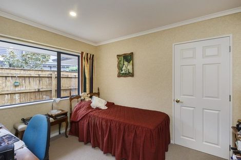 Photo of property in 5 Pastoral Lane, Hokowhitu, Palmerston North, 4410