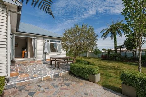 Photo of property in 22 Queen Street, Westport, 7825