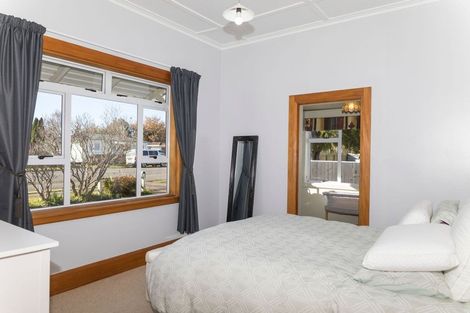 Photo of property in 5 Alexandra Street, Dannevirke, 4930