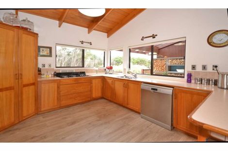 Photo of property in 199 Rangitane Road, Kerikeri, 0294